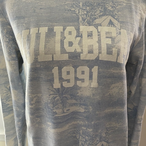 Pull & Bear 1991 Printed Sweatshirt Size Medium - Picture 2 of 9